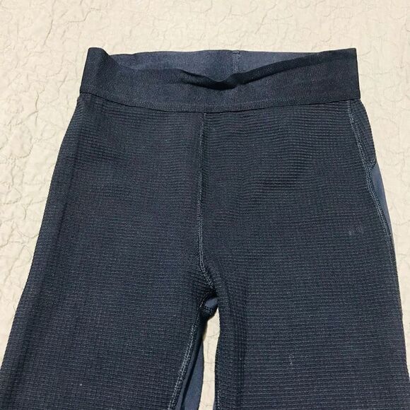 Alana black leggings size XS…S102 - Picture 3 of 10